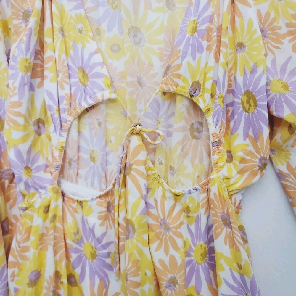 L*SPACE Feelin' Fine Mini Dress in Oopsie Daisy Cut Out Yellow Floral- Large - Picture 5 of 9